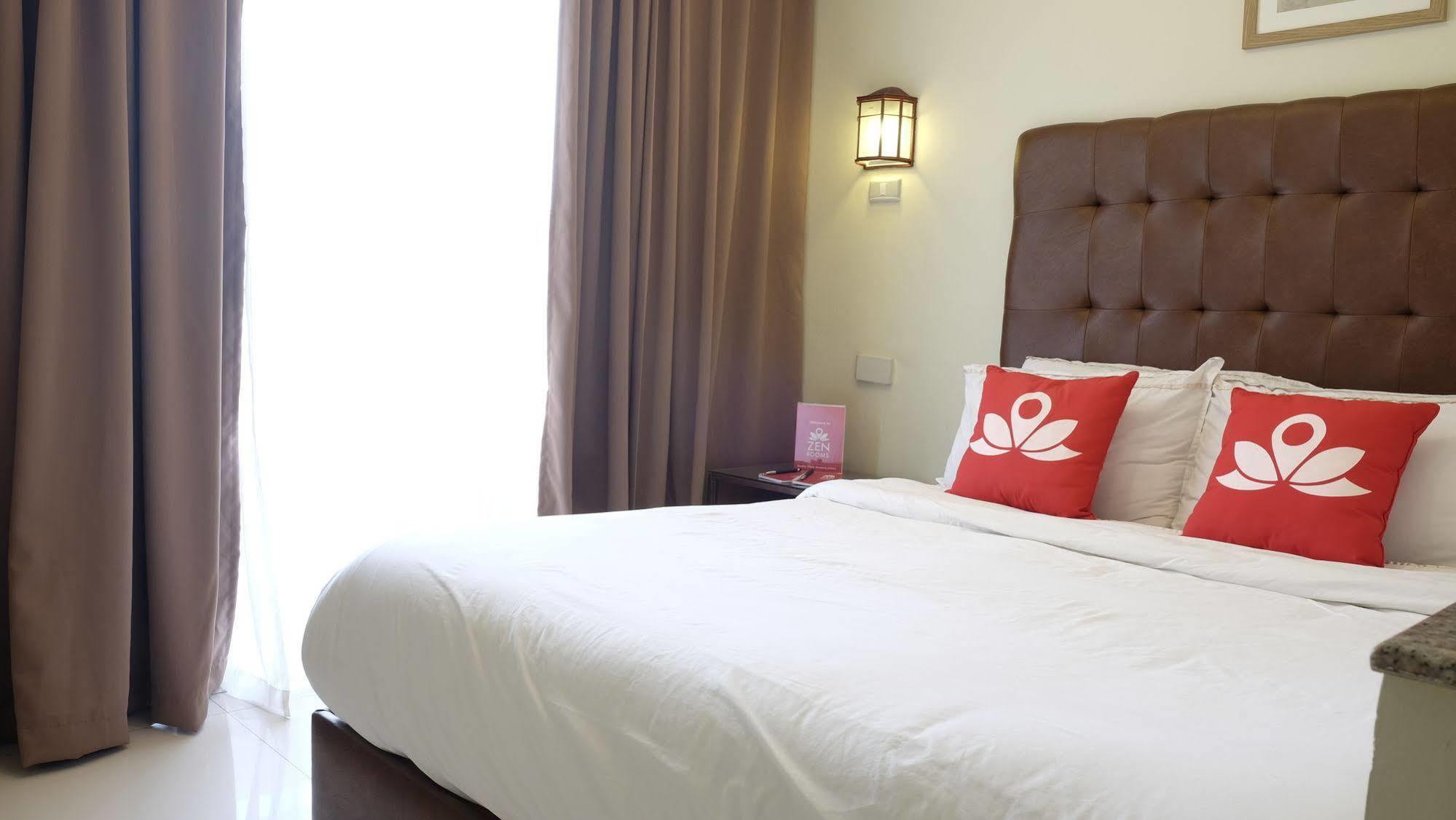 ZEN Rooms Malate Robinsons Manila Exterior foto