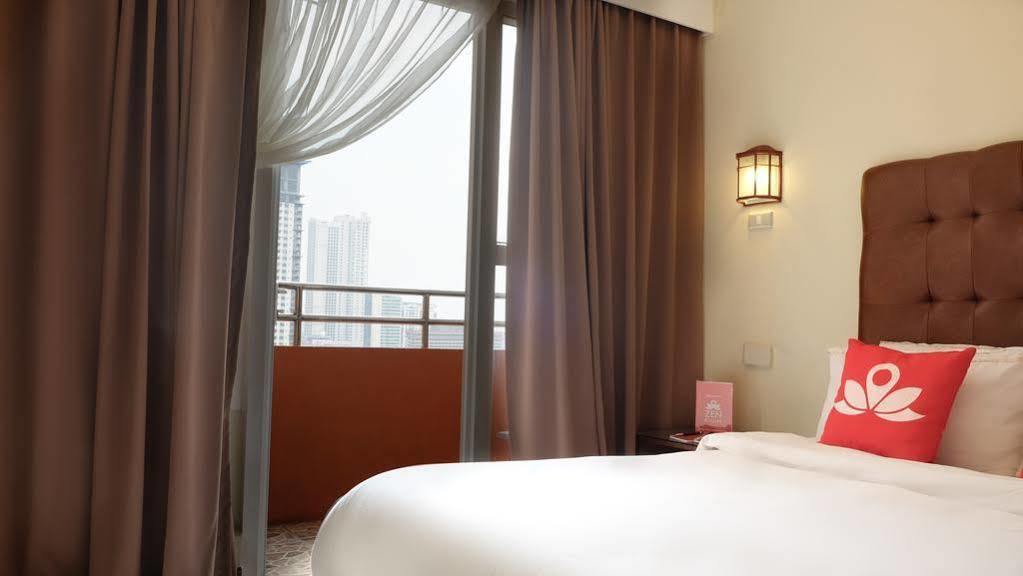 ZEN Rooms Malate Robinsons Manila Exterior foto